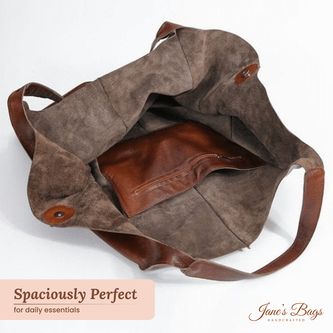 Katie’s Sleek Carryall | Tote Bag