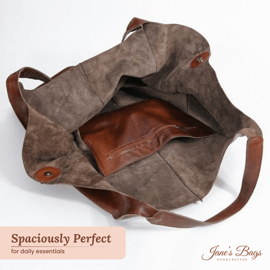 Katie’s Sleek Carryall | Tote Bag