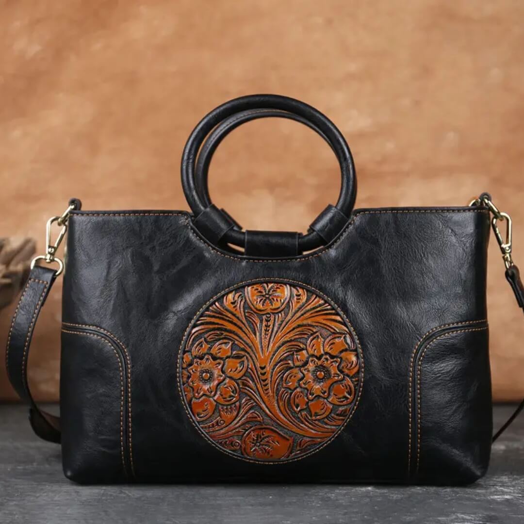 Amanda's Timeless Treasure | Vintage Handbag