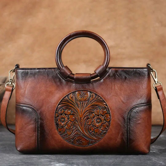 Amanda's Timeless Treasure | Vintage Handbag