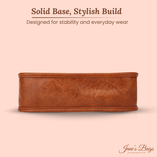 Eleanor’s Timeless Chic | Handbag