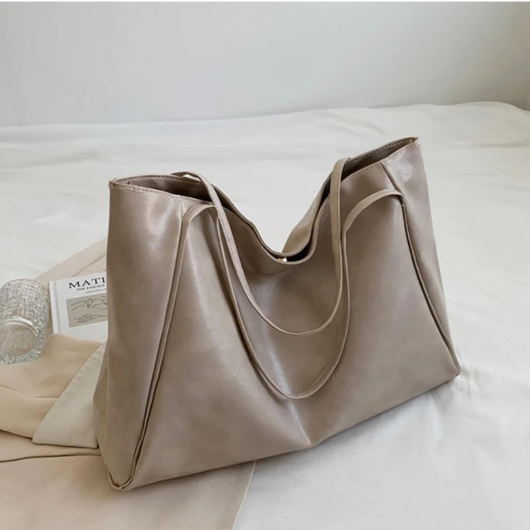 Heidi’s Timeless Carryall | Shoulder Bag