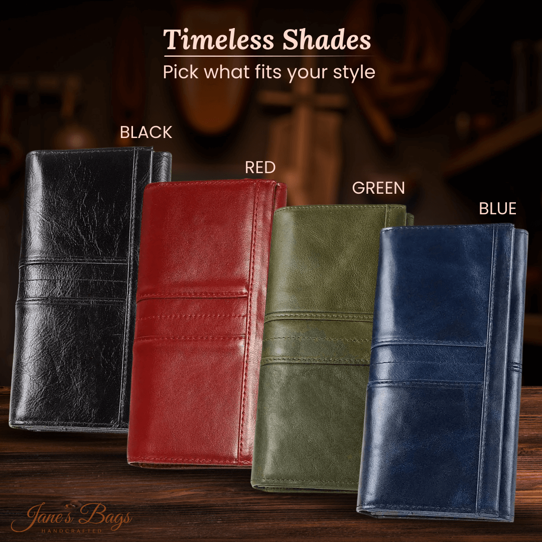 Lauren’s Sleek Keeper | Wallet