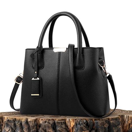 Chelsea’s Essential Companion | Handbag